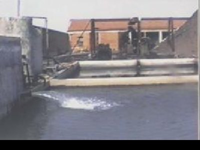 一种能有效提高co2水玻璃砂溃散性和再生性的缘